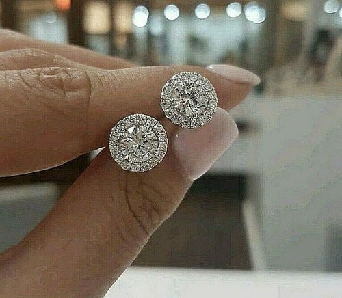 Halo round cut vvs d - 4, ct