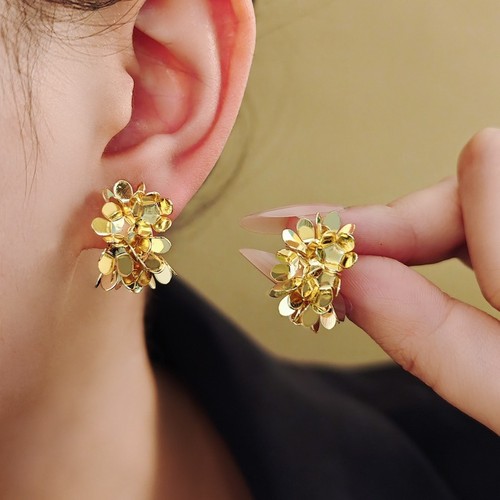 Women golden shaped flower - women's,