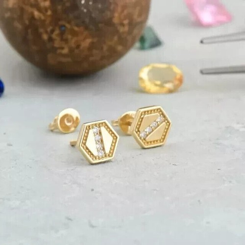 Round cut simulated diamond - round,